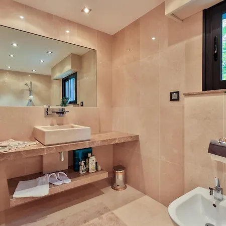 Luxus Corallina - Direkt Am Mit Pool Und Jacuzzi By Riviera Homelife * Saint-Raphael (Var)